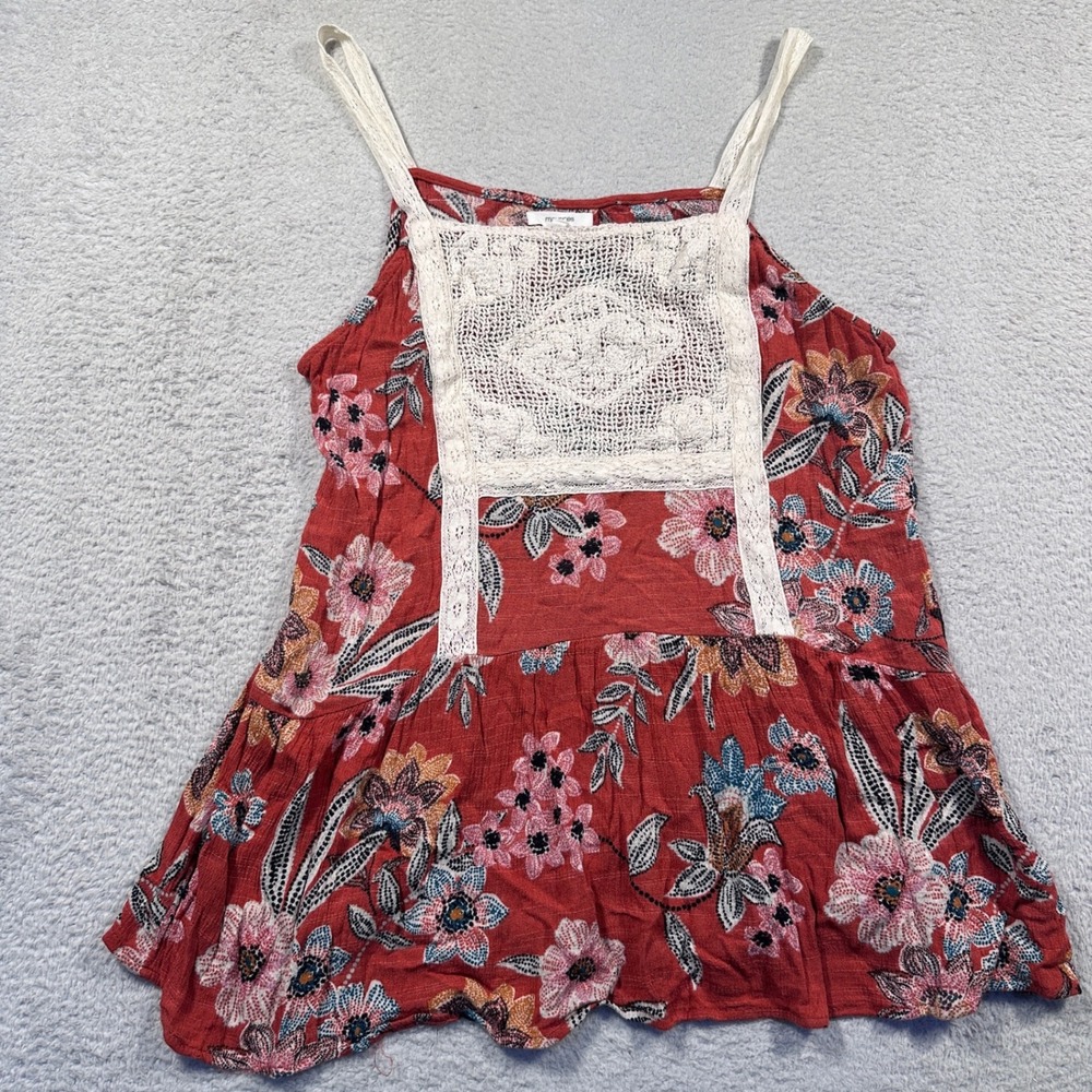 Maurices Floral Tank Top Crochet Trim‎ Sleeveless Casual Red Medium Boho